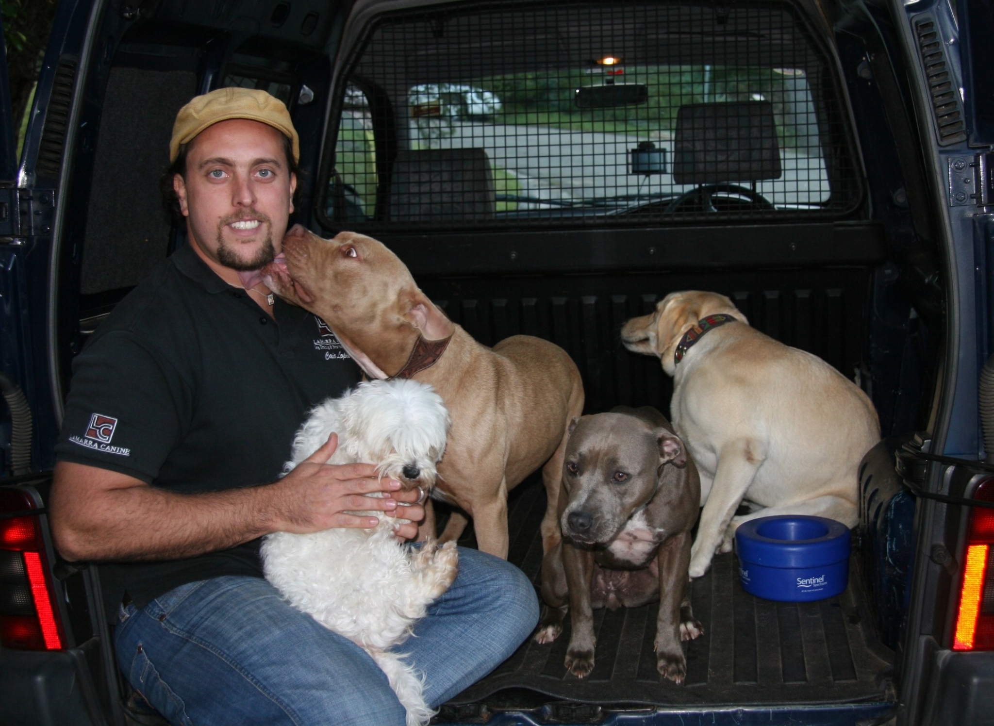 image-235401-Caiovan2.JPG?1422993794772